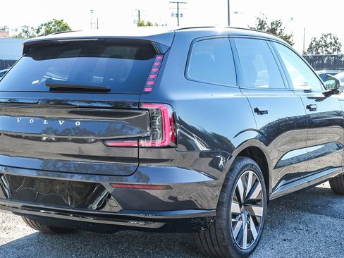 New 2025 Volvo EX90 Ultra w/ Protection Package Premier image 6