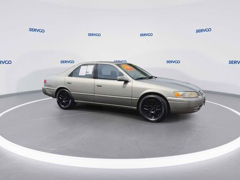 Used 1999 Toyota Camry LE image 9