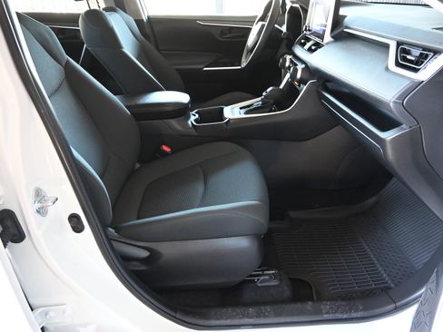 Used 2023 Toyota RAV4 LE image 43
