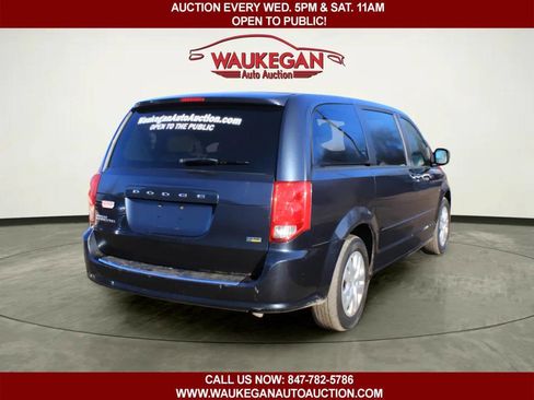Used 2014 Dodge Grand Caravan SE w/ Quick Order Package 29E SE image 4