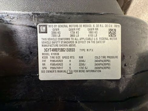 Used 2011 Cadillac Escalade EXT Luxury image 31