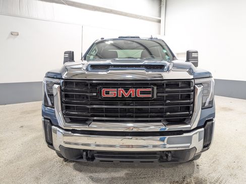 Used 2024 GMC Sierra 2500 Pro image 8