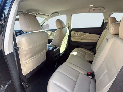 Used 2023 Nissan Murano SV AWD/4WD image 17