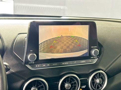 Used 2020 Nissan Sentra SV image 16