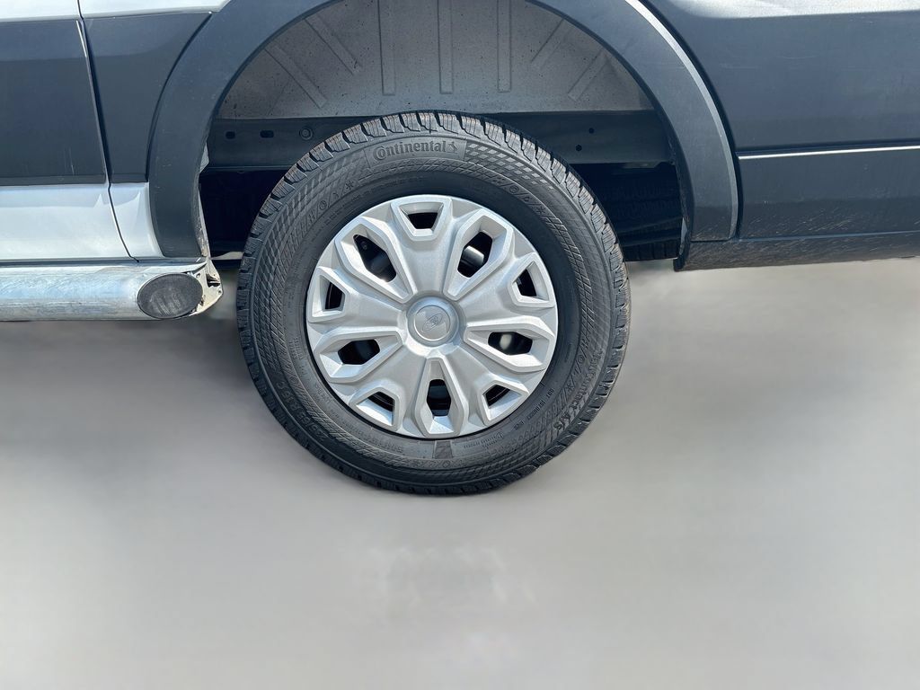 Used 2025 Ford Transit 250 Low Roof w/ Exterior Upgrade Package RWD image 11