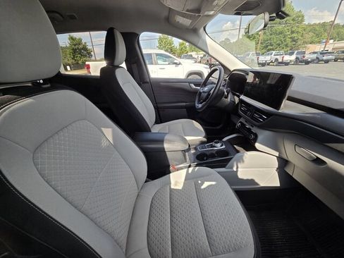 Used 2023 Ford Escape Active w/ Tech Pack #2 FWD image 8
