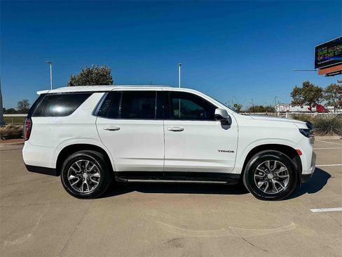 Used 2023 Chevrolet Tahoe LT w/ Luxury Package image 2