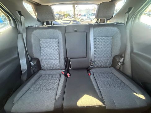 Used 2023 Chevrolet Equinox LT image 27