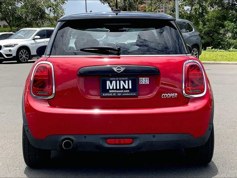 Used 2020 MINI Cooper 2-Door Hardtop FWD image 4