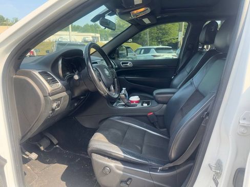 Used 2021 Jeep Grand Cherokee Laredo X AWD/4WD image 18