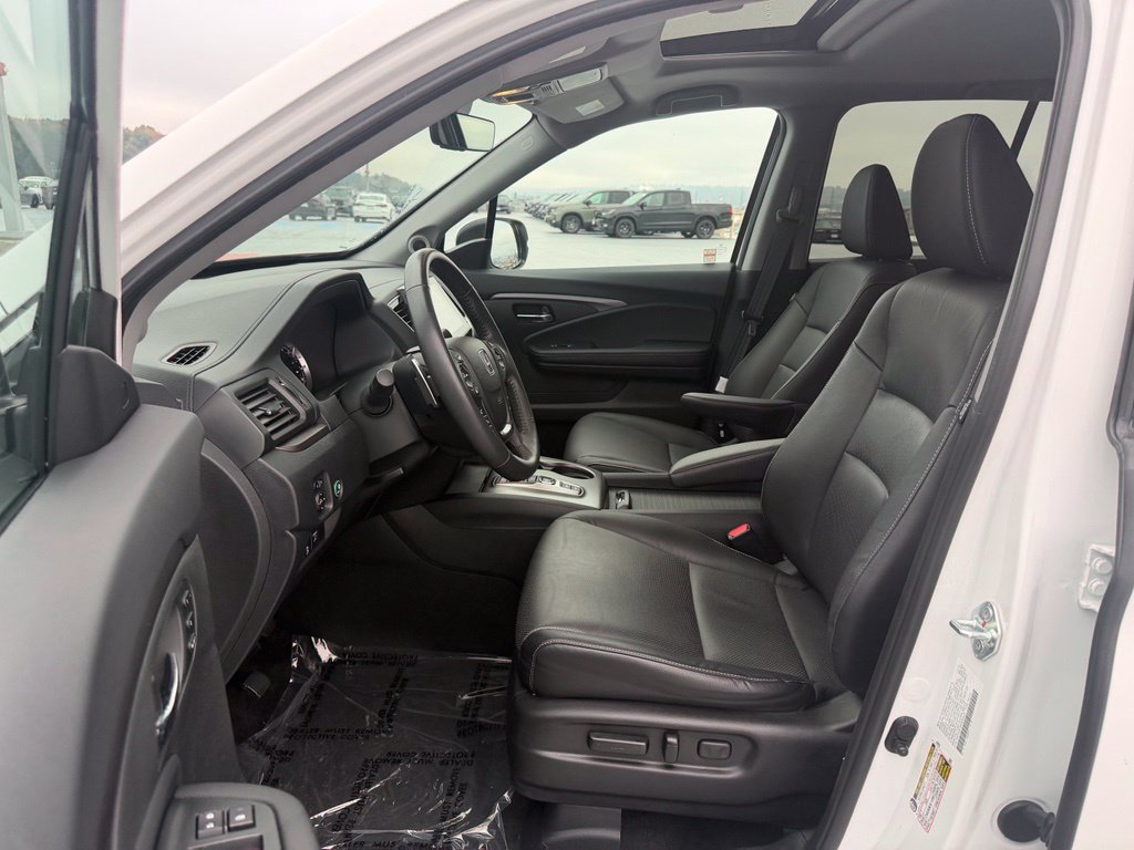 Used 2023 Honda Ridgeline RTL image 13