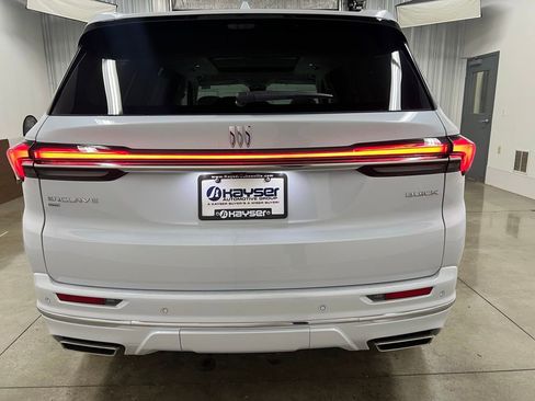 New 2026 Buick Enclave Avenir w/ Super Cruise Package image 4