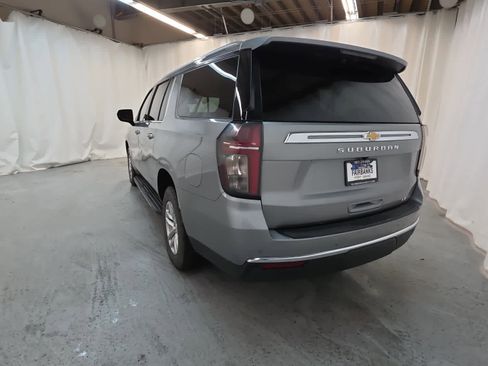 Certified 2023 Chevrolet Suburban LT image 4