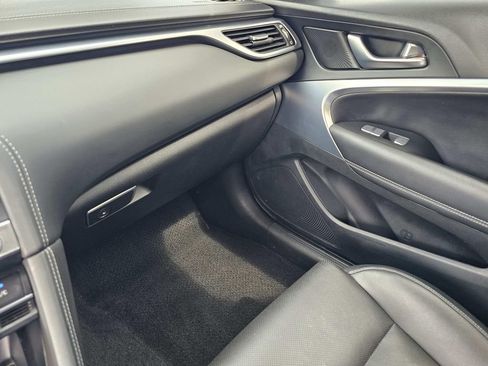 Used 2023 Genesis G70 2.0T AWD/4WD image 30