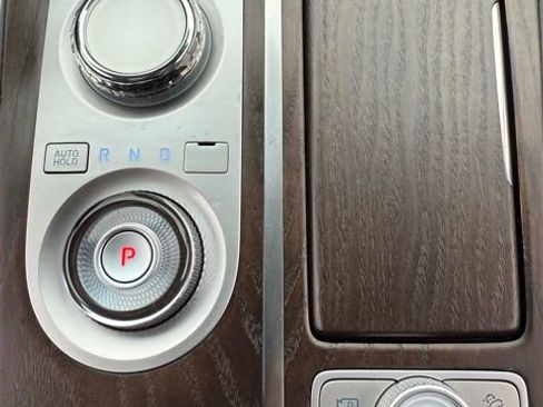 Used 2023 Genesis GV80 2.5T w/ Prestige 20" Package image 31