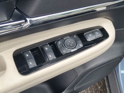 New 2026 Lincoln Corsair Grand Touring image 10