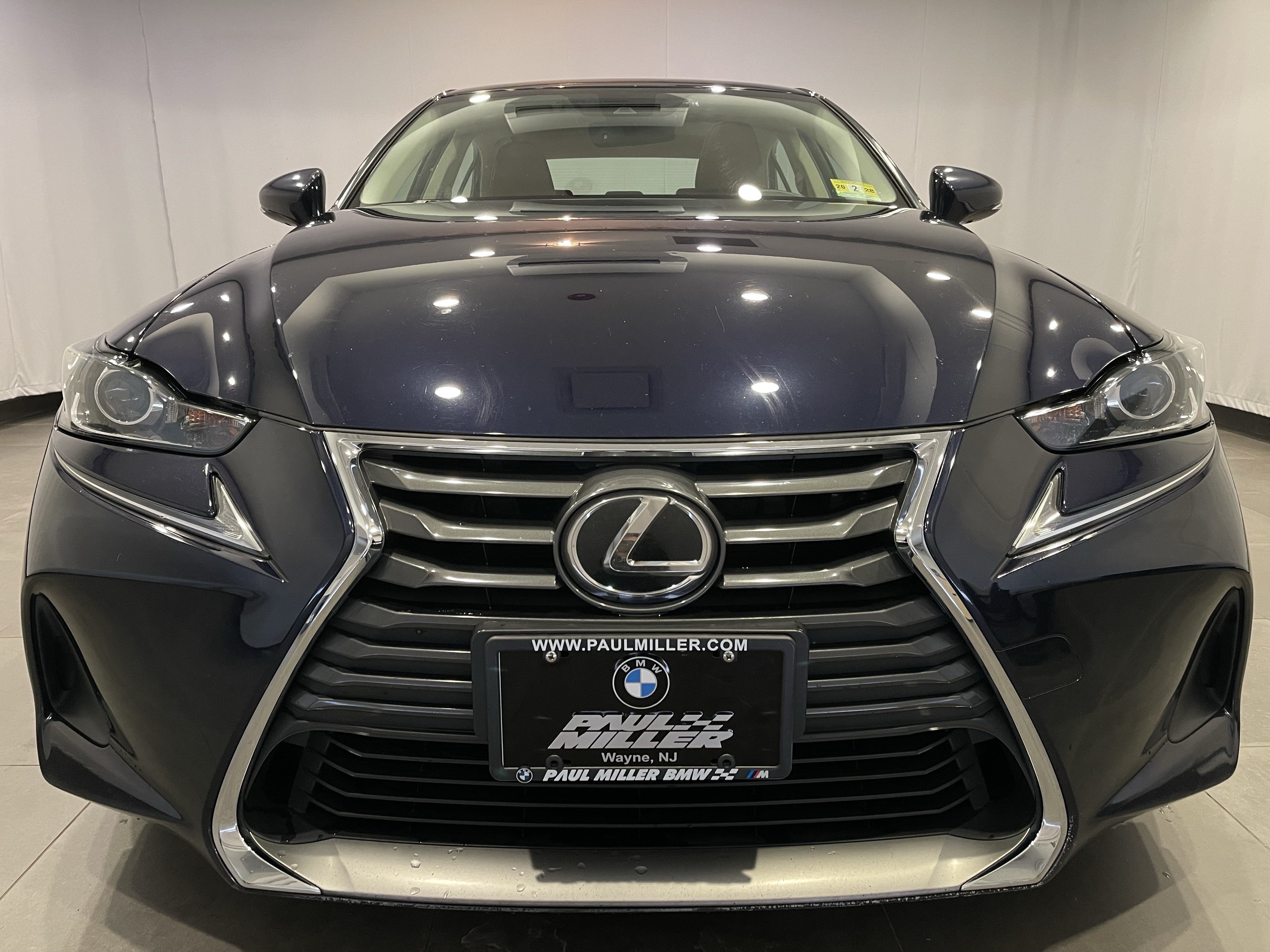 Used 2017 Lexus IS 300 AWD w/ Premium Package image 2