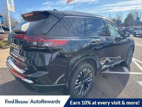 New 2026 Nissan Rogue Platinum image 8