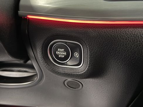 Used 2023 Mercedes-Benz GLE 53 AMG 4MATIC image 33