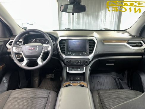 Certified 2023 GMC Acadia SLE w/ Driver Convenience Package image 32