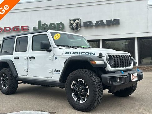Used 2025 Jeep Wrangler Unlimited Rubicon 4xe w/ Convenience Group image 1