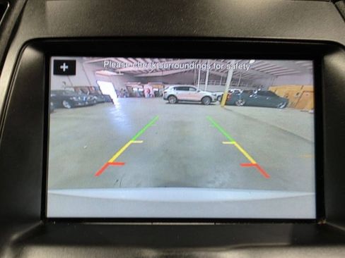 Used 2016 Ford Taurus SEL FWD image 39
