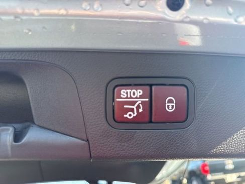 Used 2018 Mercedes-Benz GLC 300 GLC 300 image 13