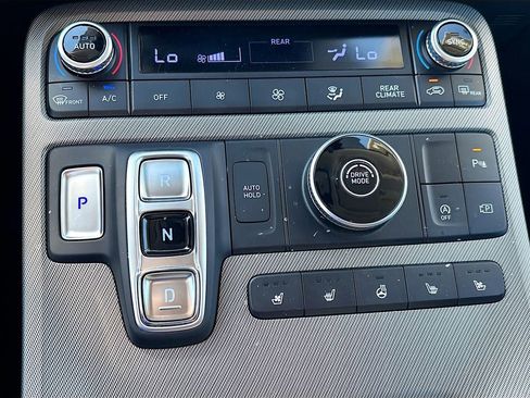 Used 2024 Hyundai Palisade SEL image 16