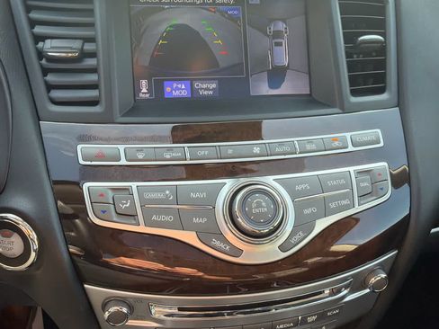 Used 2018 INFINITI QX60 Luxe w/ Deluxe Technology Package AWD/4WD image 17