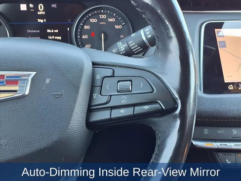 Used 2019 Cadillac XT4 Premium Luxury image 30