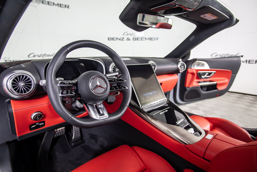 Used 2026 Mercedes-Benz SL 63 AMG S e Performance 4MATIC image 25