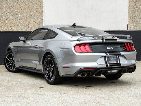 Used 2022 Ford Mustang GT RWD image 15