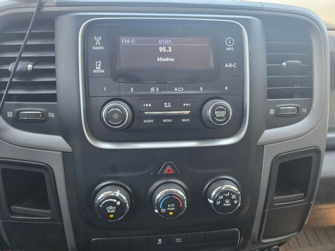 Used 2013 RAM 1500 Express RWD image 10
