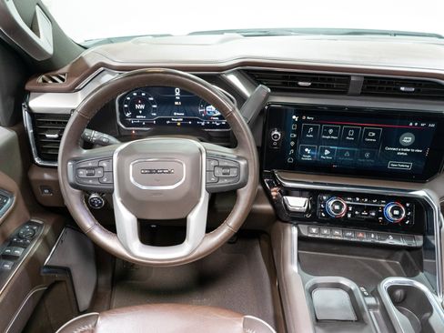 Used 2024 GMC Sierra 2500 Denali w/ Technology Package image 13