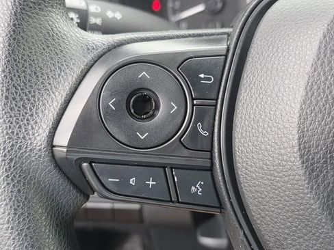 Used 2022 Toyota Corolla LE FWD image 22