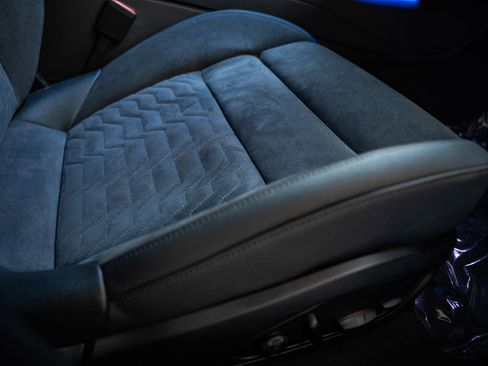 Used 2022 Audi RS e-tron GT w/ Carbon Performance Package image 39