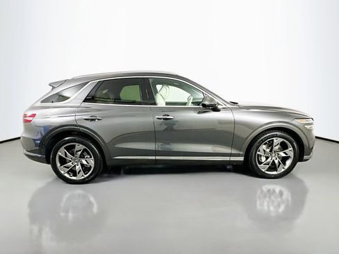 Used 2023 Genesis Electrified GV70 AWD/4WD image 4