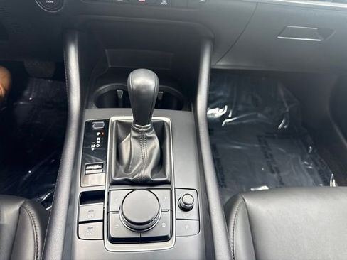 Used 2023 MAZDA MAZDA3 s FWD image 13