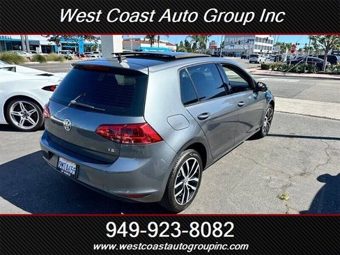 Used 2017 Volkswagen Golf SE image 3