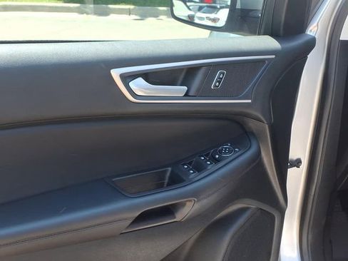 Used 2023 Ford Edge SEL w/ Convenience Package AWD/4WD image 9