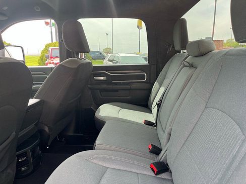 Used 2024 RAM 2500 Big Horn AWD/4WD image 11