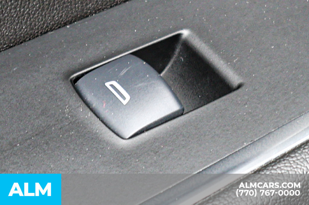 Used 2025 Chevrolet Silverado 1500 LT AWD/4WD image 47