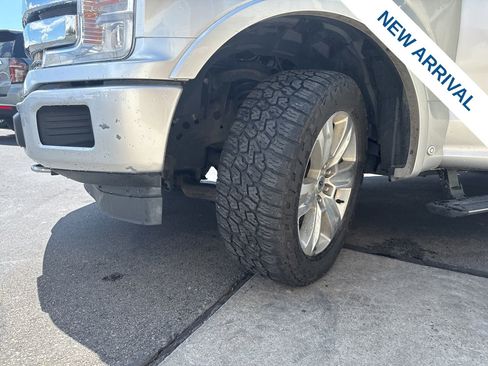 Used 2019 Ford F150 Platinum w/ Equipment Group 701A Luxury AWD/4WD image 29