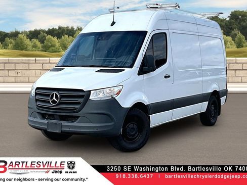 Used 2023 Mercedes-Benz Sprinter 2500 image 1
