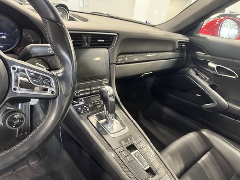 Used 2019 Porsche 911 Targa 4S image 12