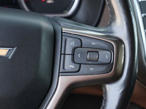 Used 2021 Chevrolet Suburban High Country w/ Premium Package image 28