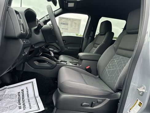 New 2026 Nissan Frontier SV AWD/4WD image 17