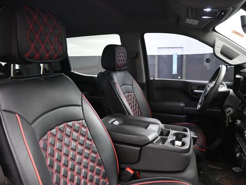 Used 2021 Chevrolet Silverado 1500 Custom image 22