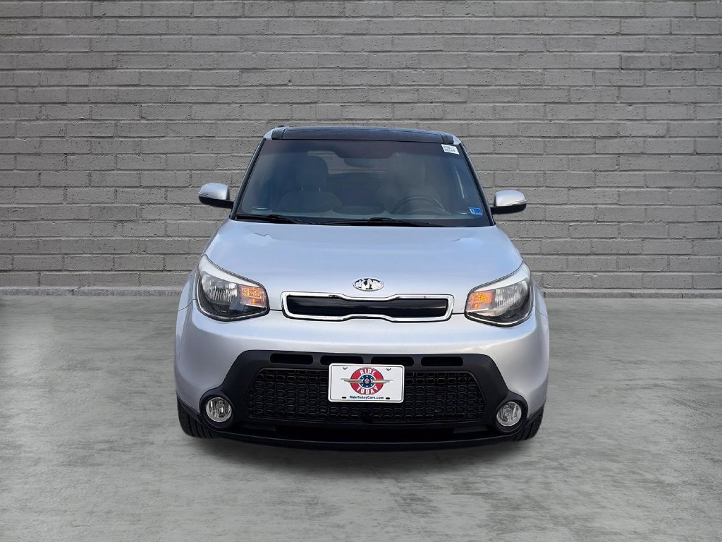 Used 2014 Kia Soul + w/ Primo Package FWD image 9