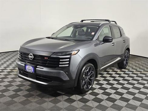 New 2026 Nissan Kicks SR w/ SR Premium Package image 9